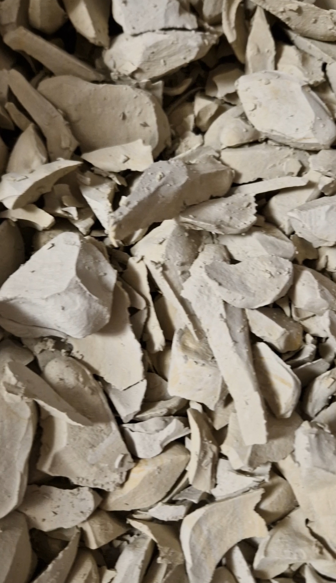 Уральская жёлтая солёная чипсы 100грамм